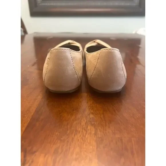 Born Women’s tan leather slip on flats, Sz 8.5m - Picture 12 of 13
